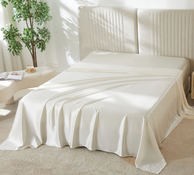 🛏️ Satin Bedsheet_3