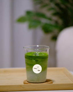 Iced Matcha Latte