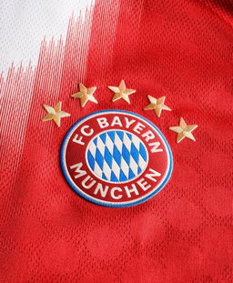 Bayern M  25/26