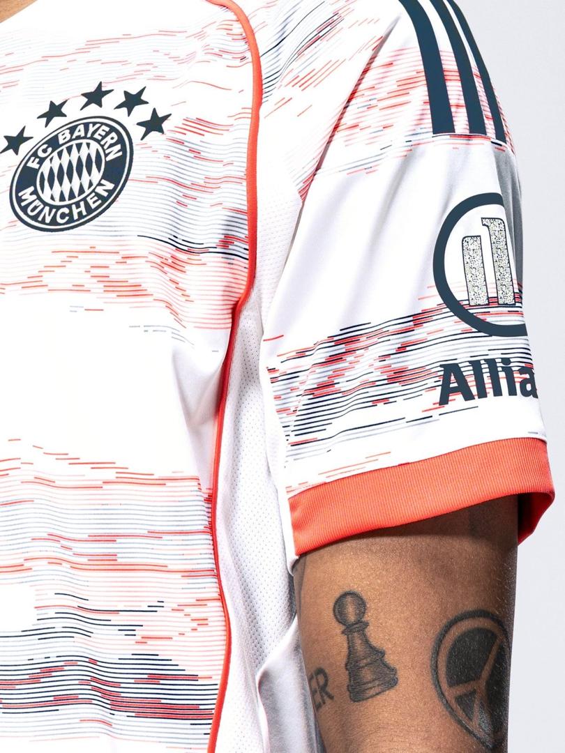 Bayern M  25/26_7