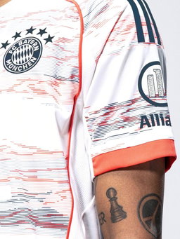 Bayern M  25/26