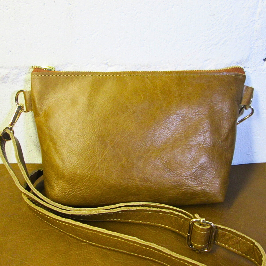 Halo Makeup Sling_2