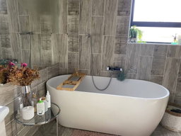 STAND ALONE HOUSE 🏠📍THETSANE WEST MANAMZ PROPERTIES 