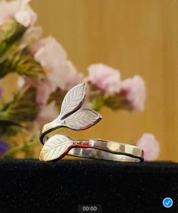 Anillo Liv