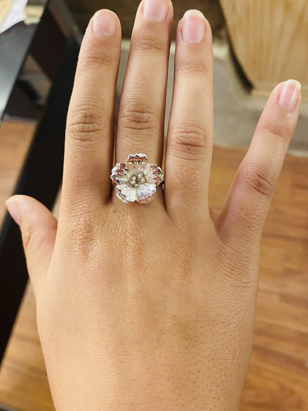 Anillo Petals