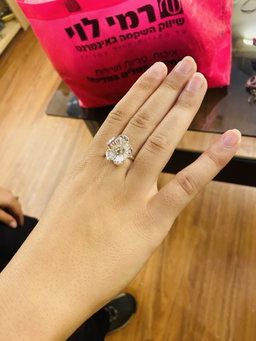 Anillo Petals