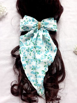 🎀  Azura Bloom