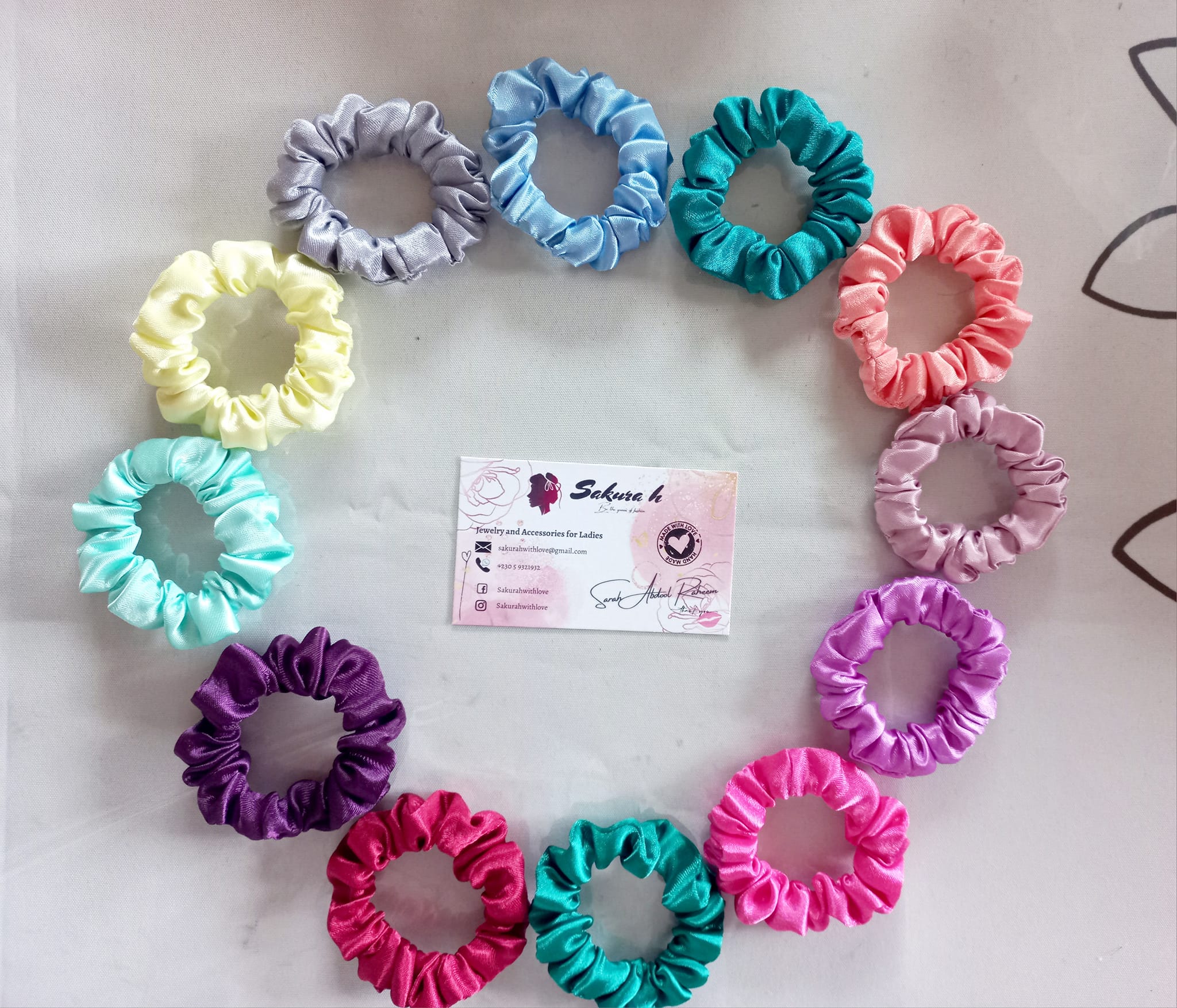 🌷 Satin Scrunchies_5
