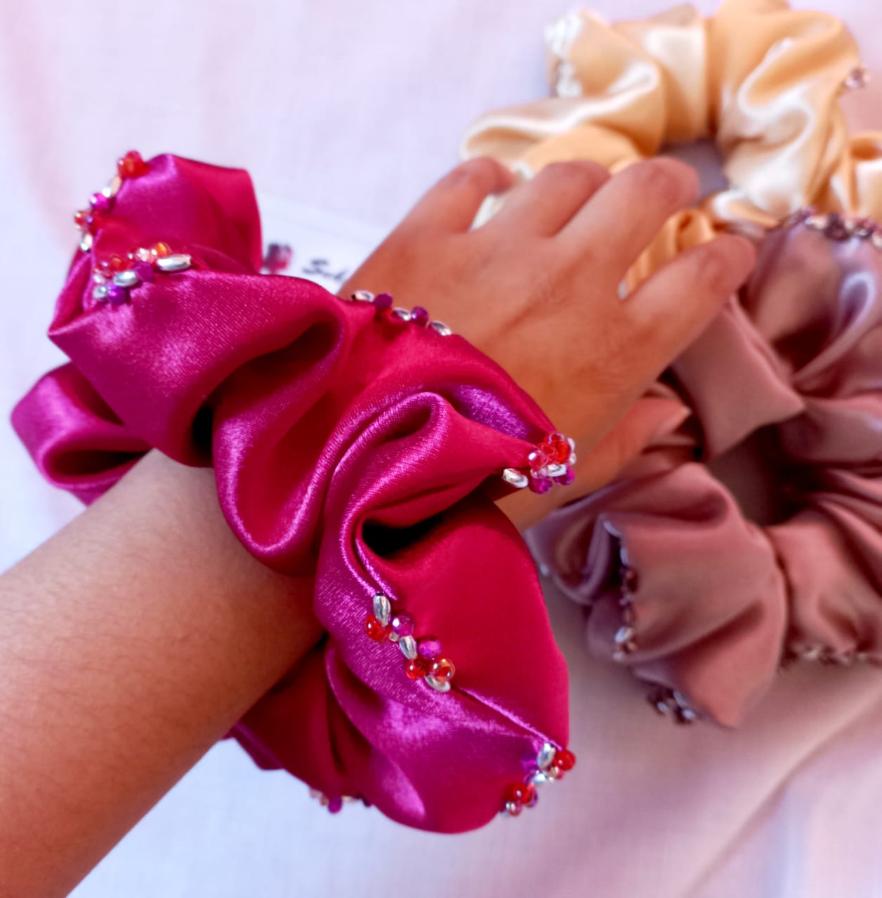 🌷 Royal Scrunchies_3