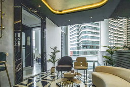 One KL with private pool