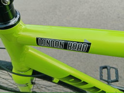 Planet X London Road Rival 1×11 – Size 53 cm (Fluoro Green)