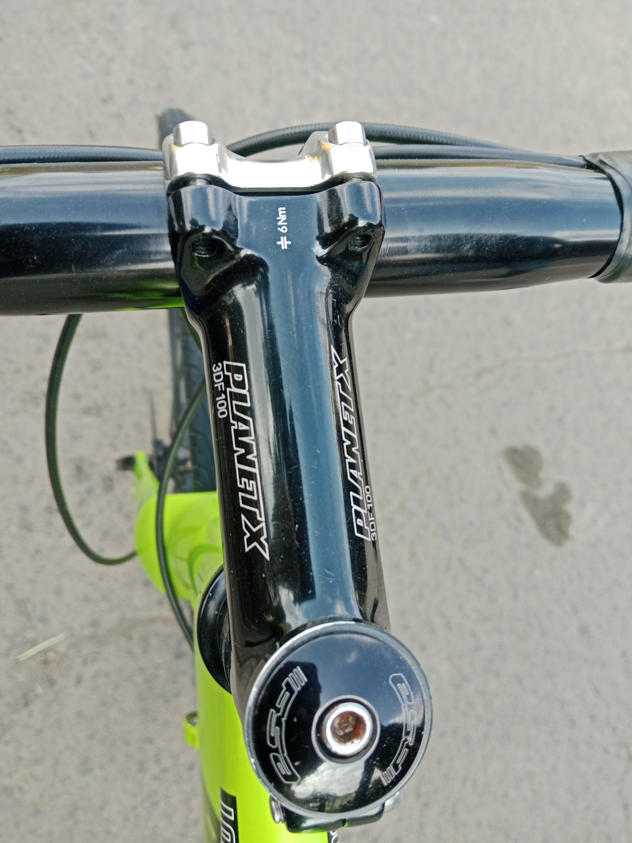 Planet X London Road Rival 1×11 – Size 53 cm (Fluoro Green)_3