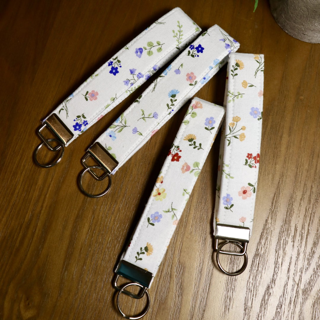 Wristlet Keychain {Summer Bloom}