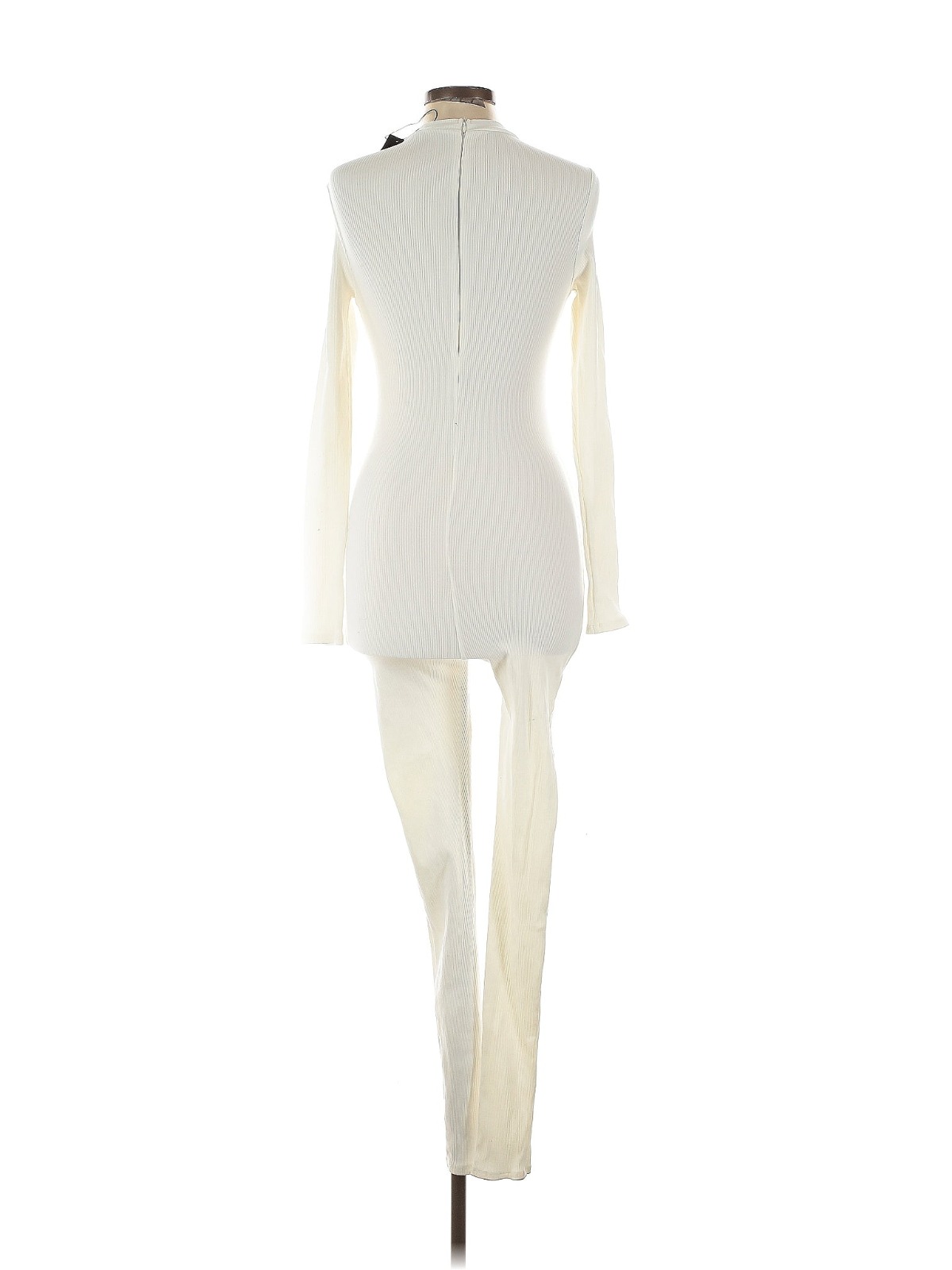 Set blanco manga larga estilo semi-formal Fashion Nova (Talla L)_1