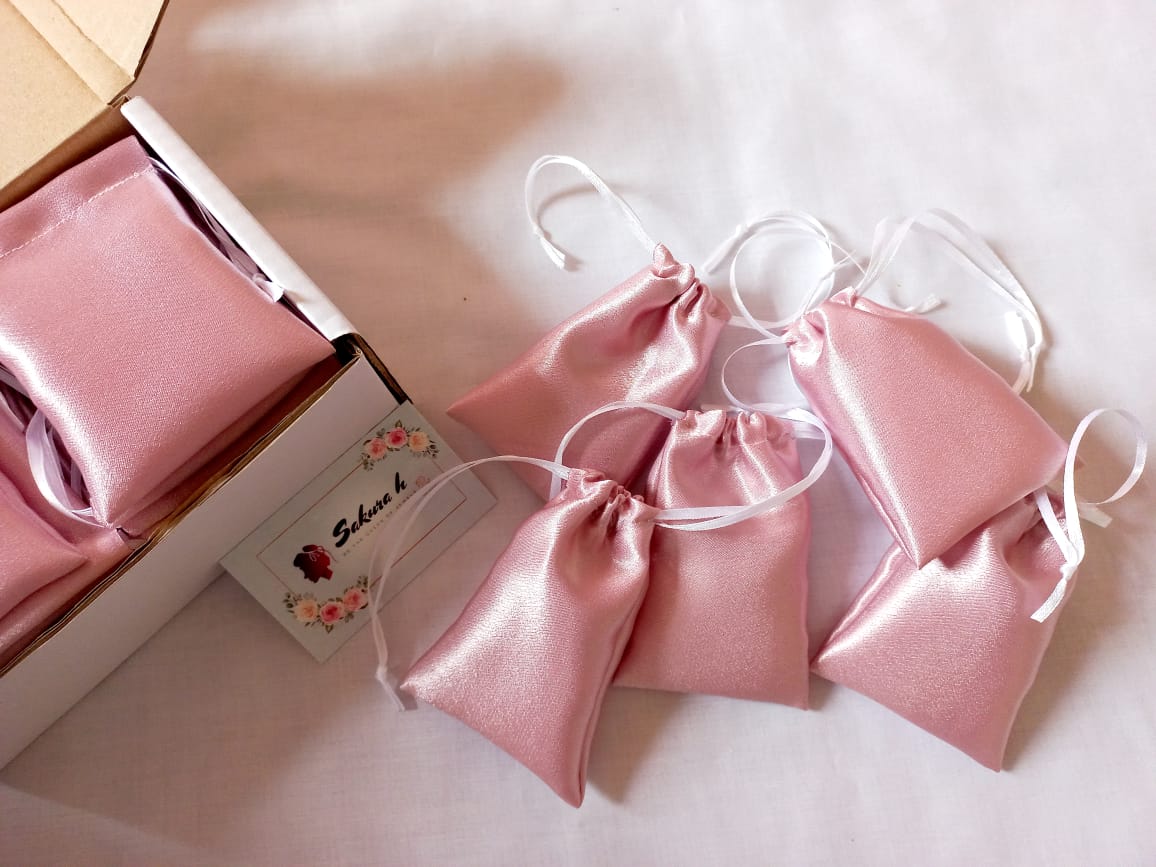 ✨Satin Pouches_1