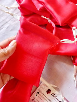 ✨Satin Pouches