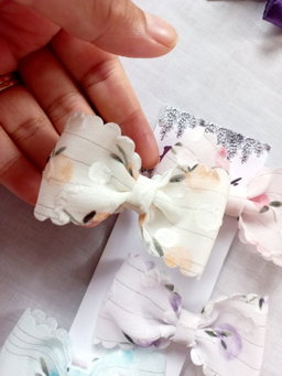 🌸 Pastel Floral Bow Clips