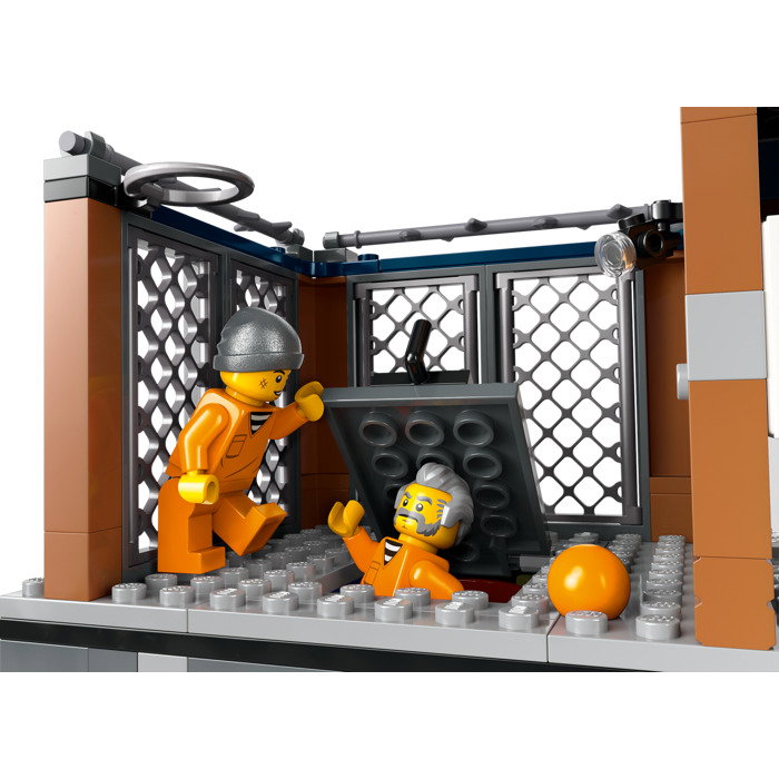 LEGO Police Prison Island Set 60419_4