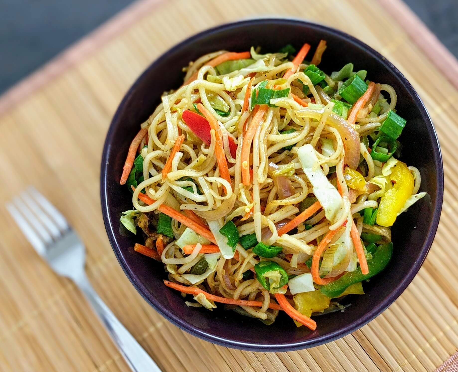 VEG HAKKA NOODLES MANCHURIAN_0