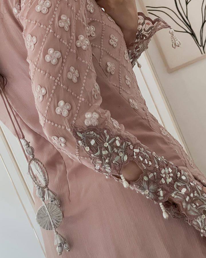 Jiana Peach Georgette Embroidered Kurta Palazzo Sets_2