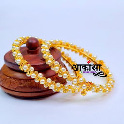 Shubhanti Bangles