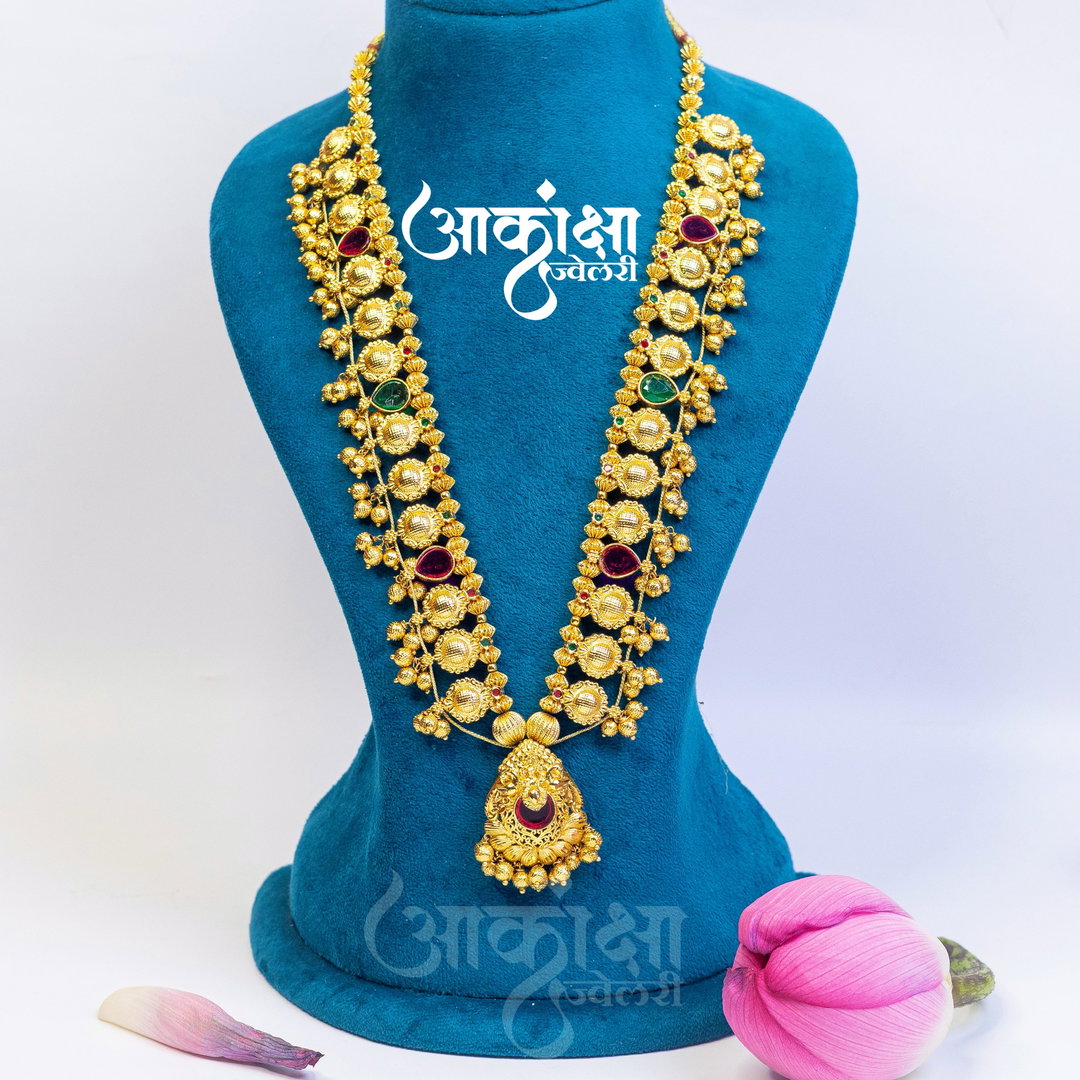 Rudrakshi Kolhapuri Saaj