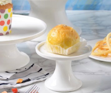 Bunny Cake Stand_1