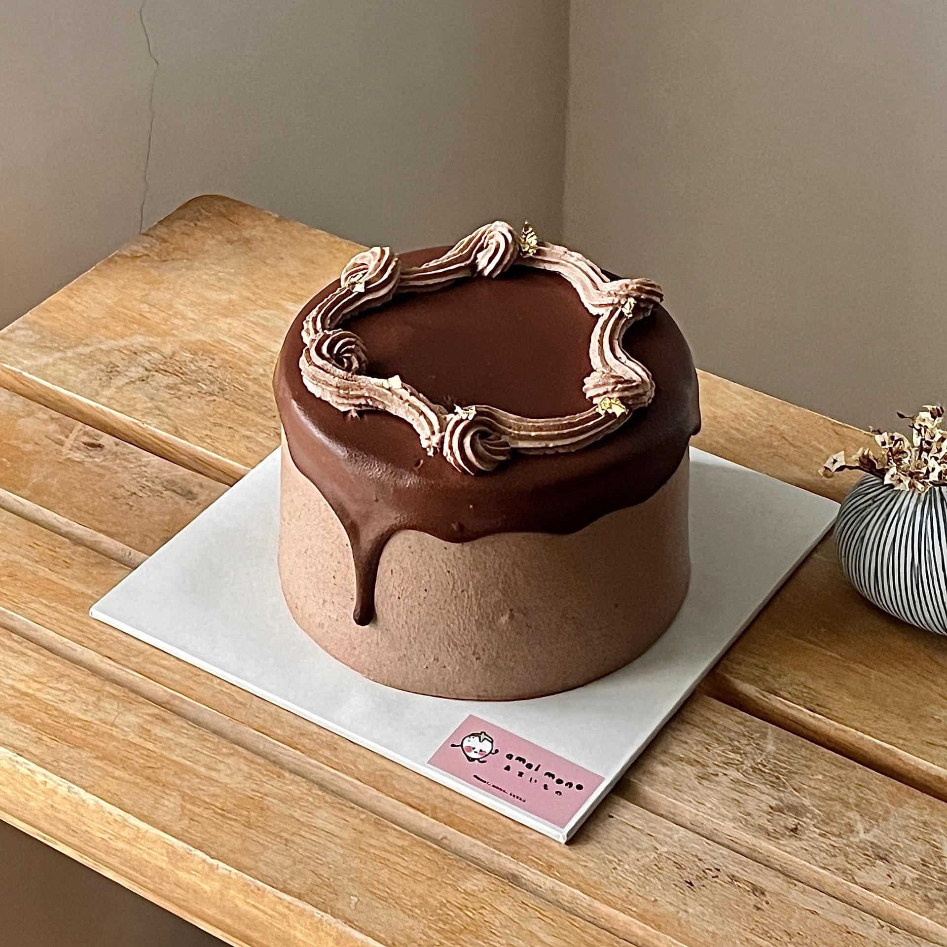 pure chocolate cake_1