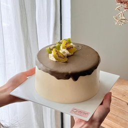 houjicha kiwi shortcake