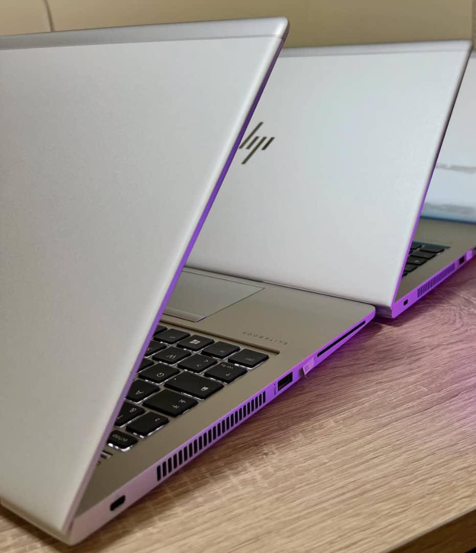 💻 *HP EliteBook 840 G5/6 , corei5 de 8e generation_1