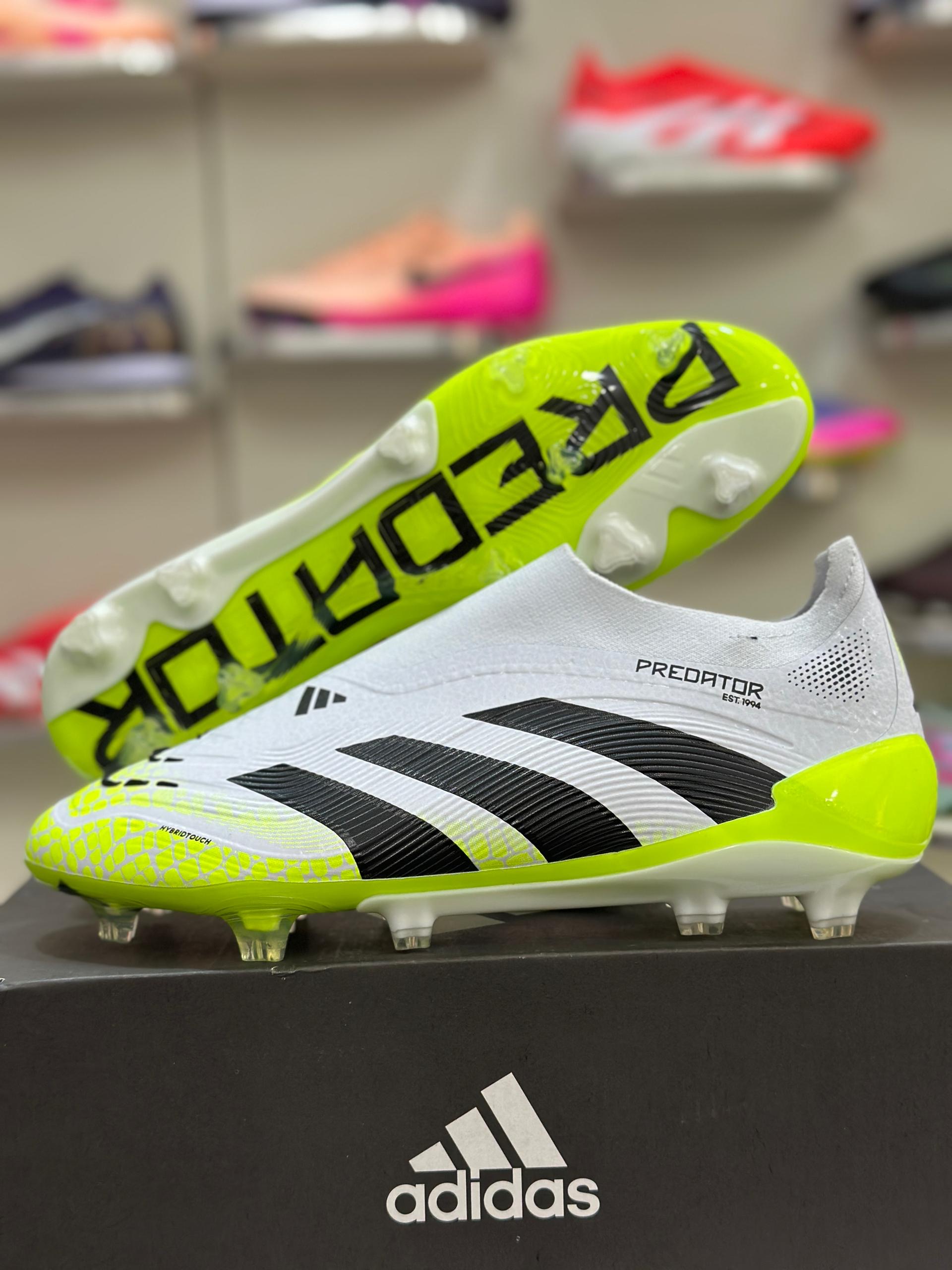 Crampons Adidas Predatore _5