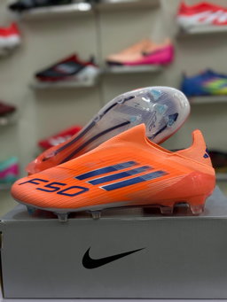 Crampons Adidas F50 