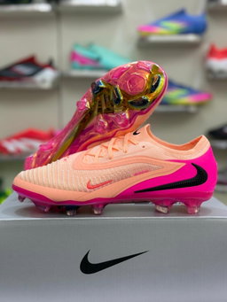 Crampons Nike Phanton 6