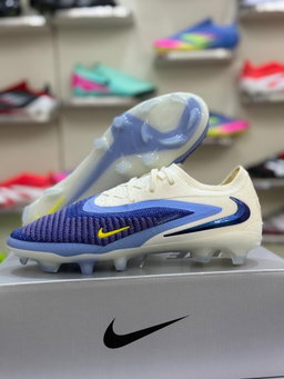 Crampons Nike Phanton 6