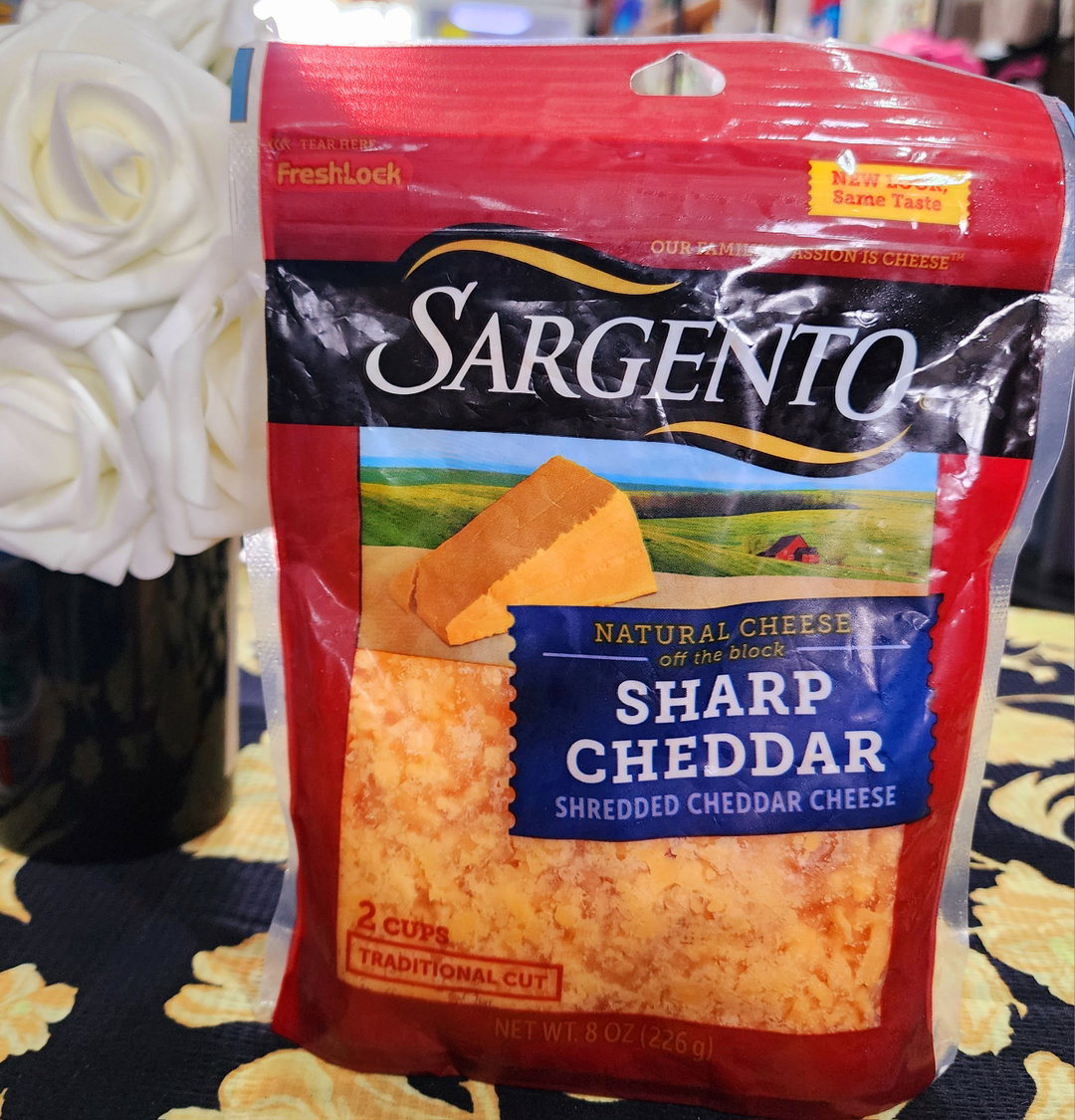 Sargento natural sharp cheddar cheese