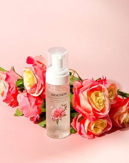 Espuma Limpiadora y Desmaquillante- ROSA DE BULGARIA.