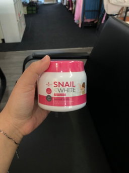 Snail white body boost whitening body cream