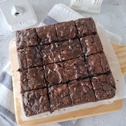 Plain Brownies "Kosong"