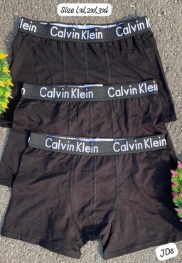 Calvin Klein 