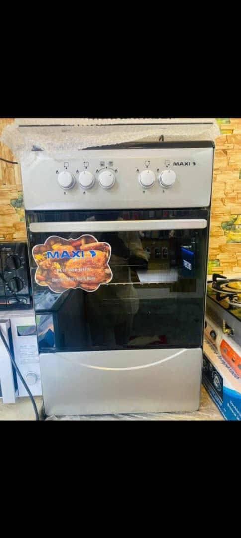 Cuisinière MAXI 4 feux + four – Compacte et efficace_article_N°:TME_0006_0