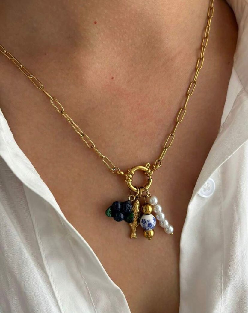 Burberry  Necklace 