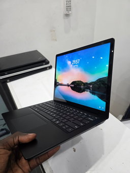 Surface laptop 5