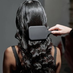 Paddle brush- فرشاة بادل 