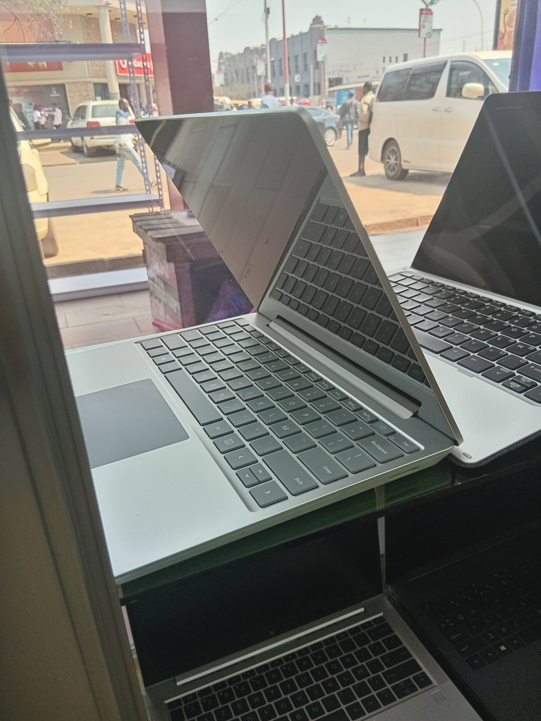 SURFACE MICROSOFT CORE i5 256GB SSD ET 8GB RAM 13,0’ TACTILE