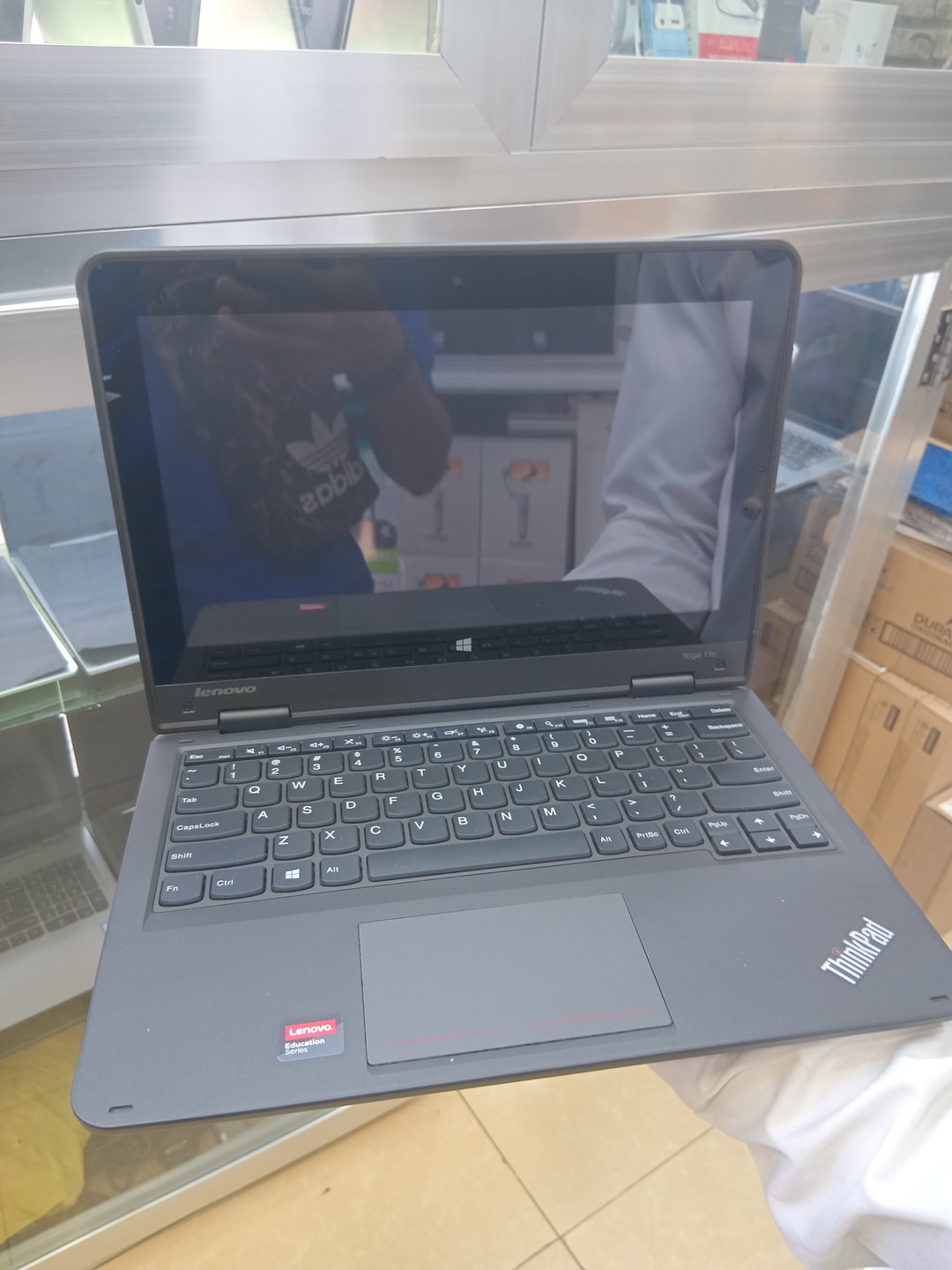 LENOVO DUAL CORE 500GB ET 8GB RAM ECRAN TACTILE PLIABLE