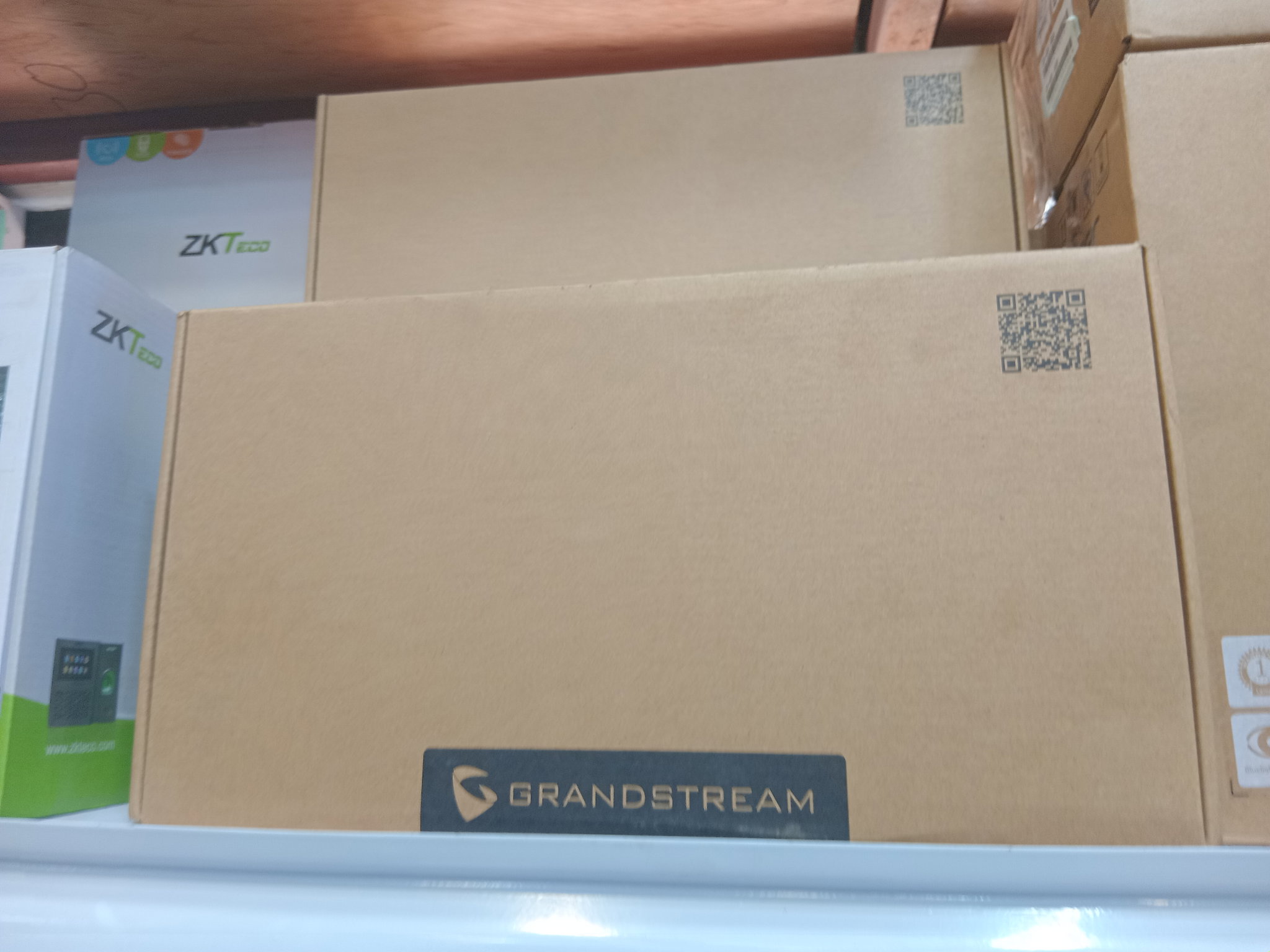 GRAND STREAM UCM 6302A _0