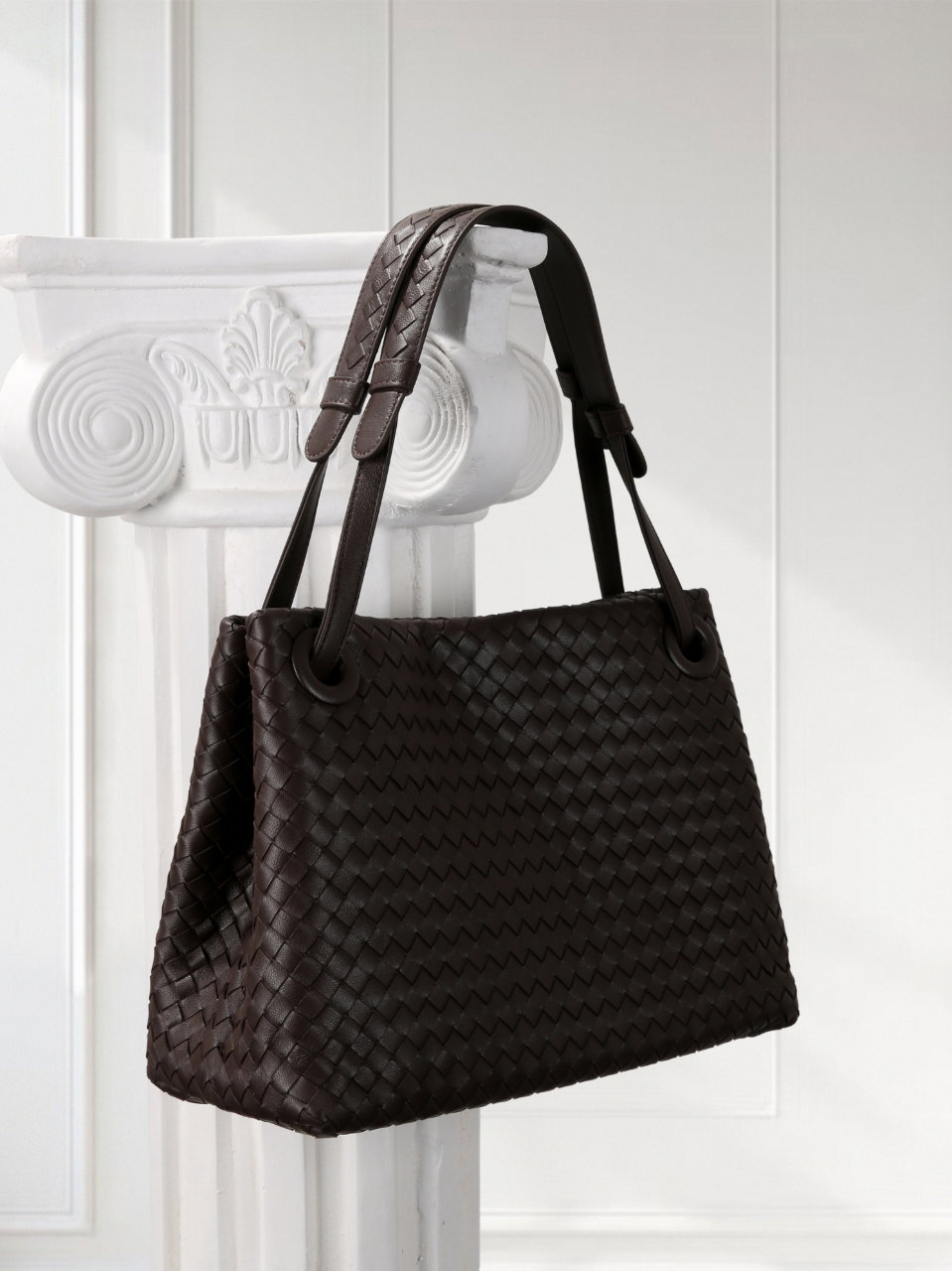 [PREORDER] - Woven Shoulder Tote Bag [Coffee Brown] _0