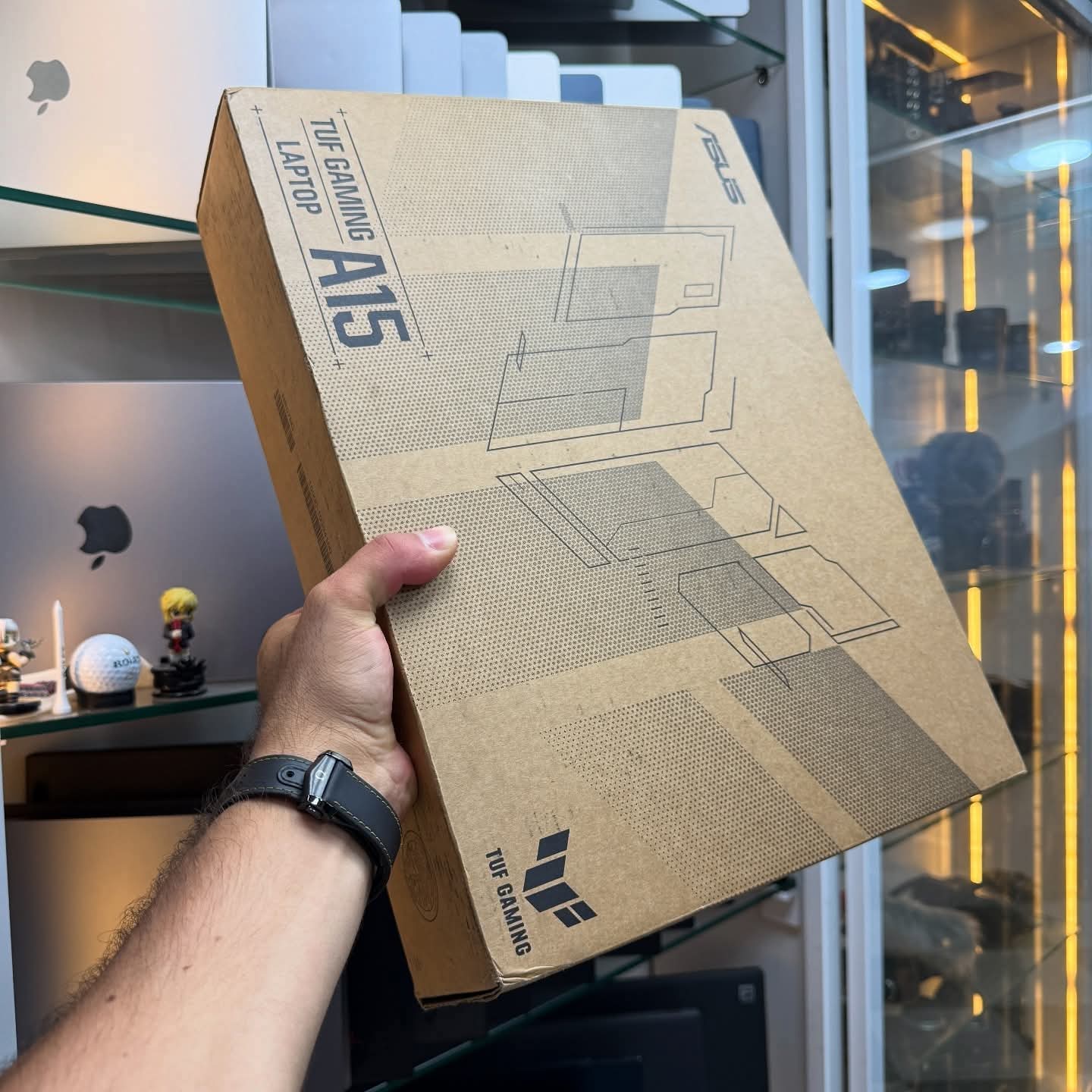 Asus TUF Gaming A15 FA506N – Ryzen 7, RTX 3050, 144 Hz_article_N°:CAI_0136_0