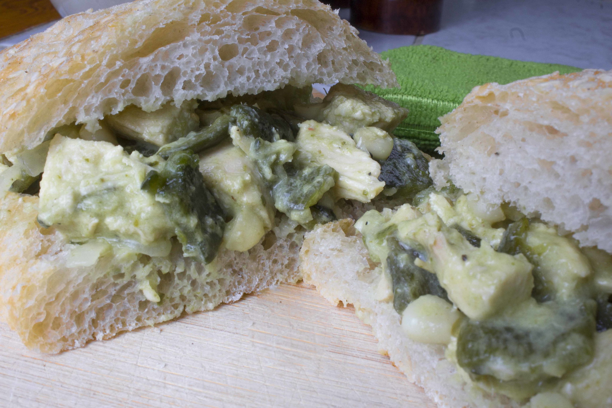 POLLO EN SALSA DE POBLANO CON ELOTE DE MORELOS_1