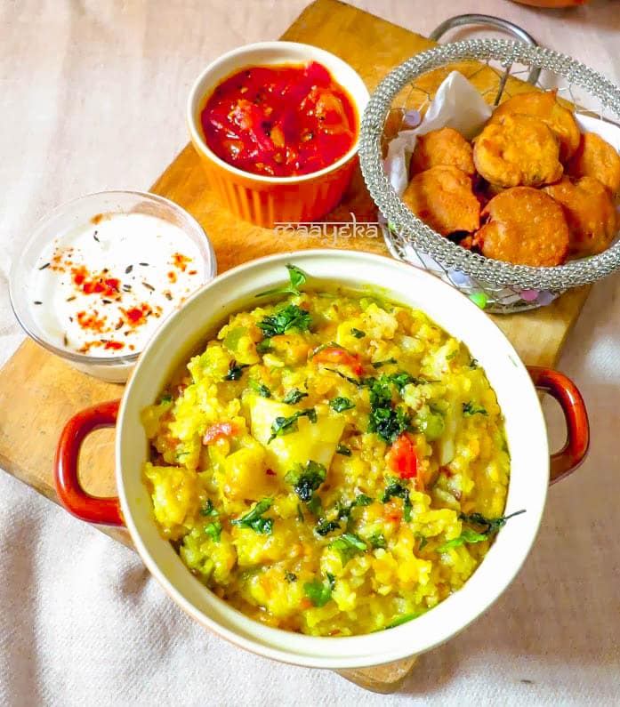 Bengal Bhoger Khichudi Meal